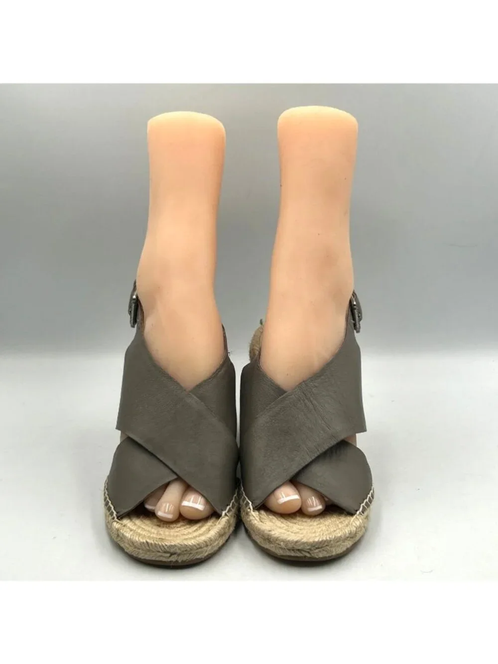 Caslon pre owned
